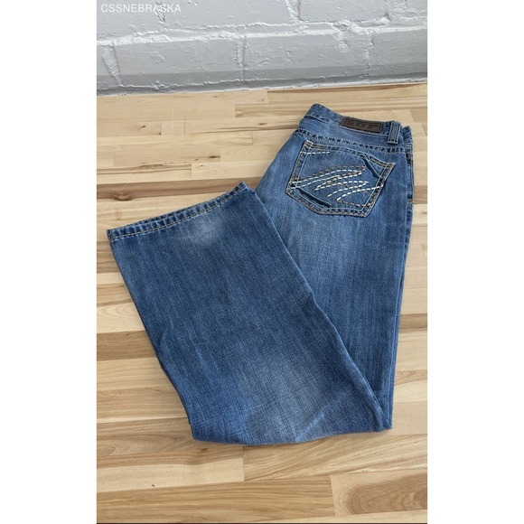 CB Up Cowboy Up Blue Blue Jeans Heavy Stitching Boot Cut Real Deal Denim -32/34 - Picture 1 of 8